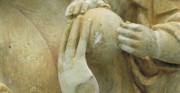 Madonna z Dzieciątkiem - 2 poł. XIV wieku [po lewej stan po usunięciu wtórnego uzupełnienia nieprawidłowo wykonanego, po środku stan po zdjęciu jabłka i dłoni, po prawej stan po prawidłowym umiejscowieniu partii rąk i uzupełnieniu ubytków, przed scaleniem kolorystycznym]